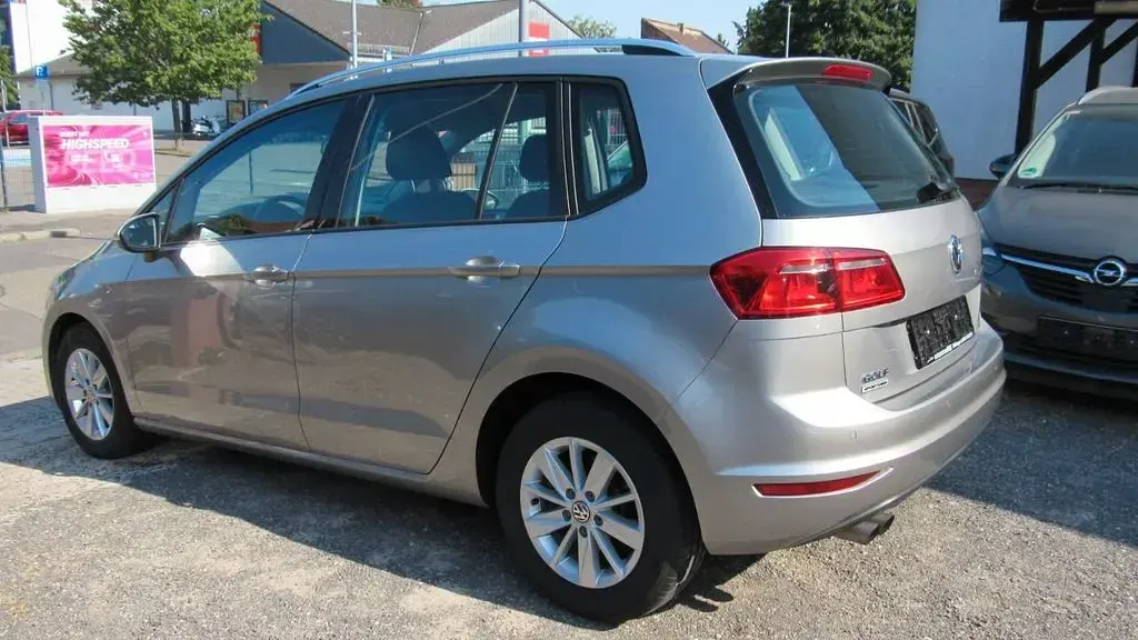 Gebraucht VW Golf Sportsvan Highline 125 PS (91 kW) 2017 Grau Van / Kleinbus