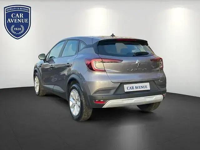 Używany Renault Captur Evolution 140 KM (102 kW) 2024 Szary SUV