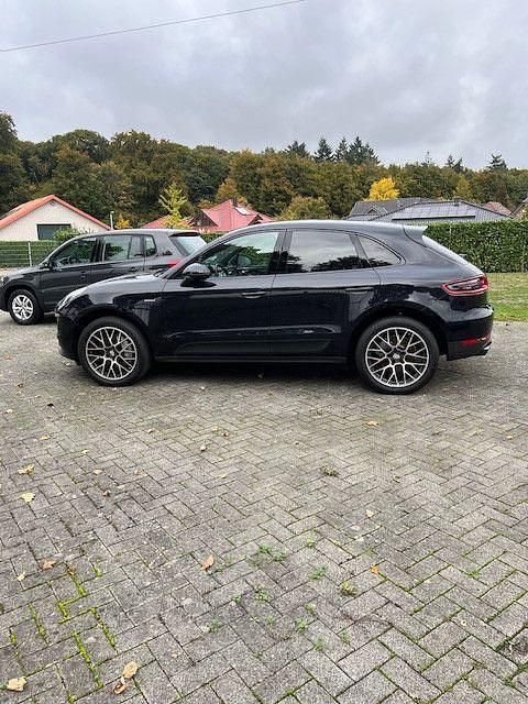 Gebraucht Porsche Macan S 258 PS (189 kW) 2016 Schwarz SUV