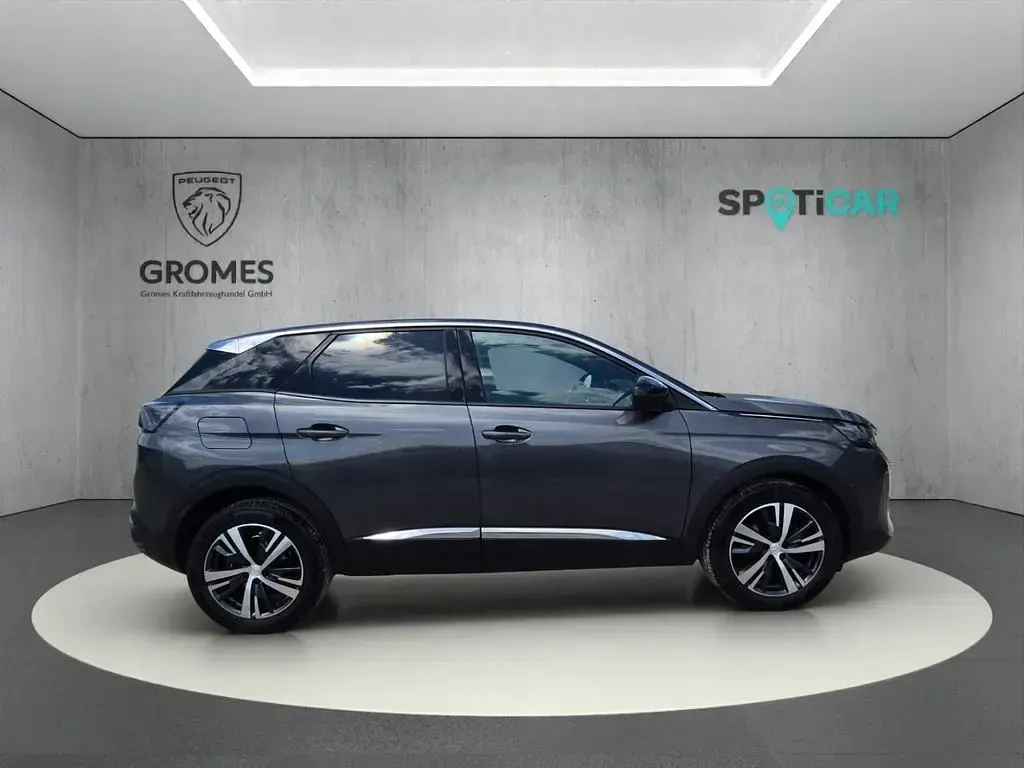Gebraucht Peugeot 3008 Allure 131 PS (96 kW) 2024 Gris platinium SUV