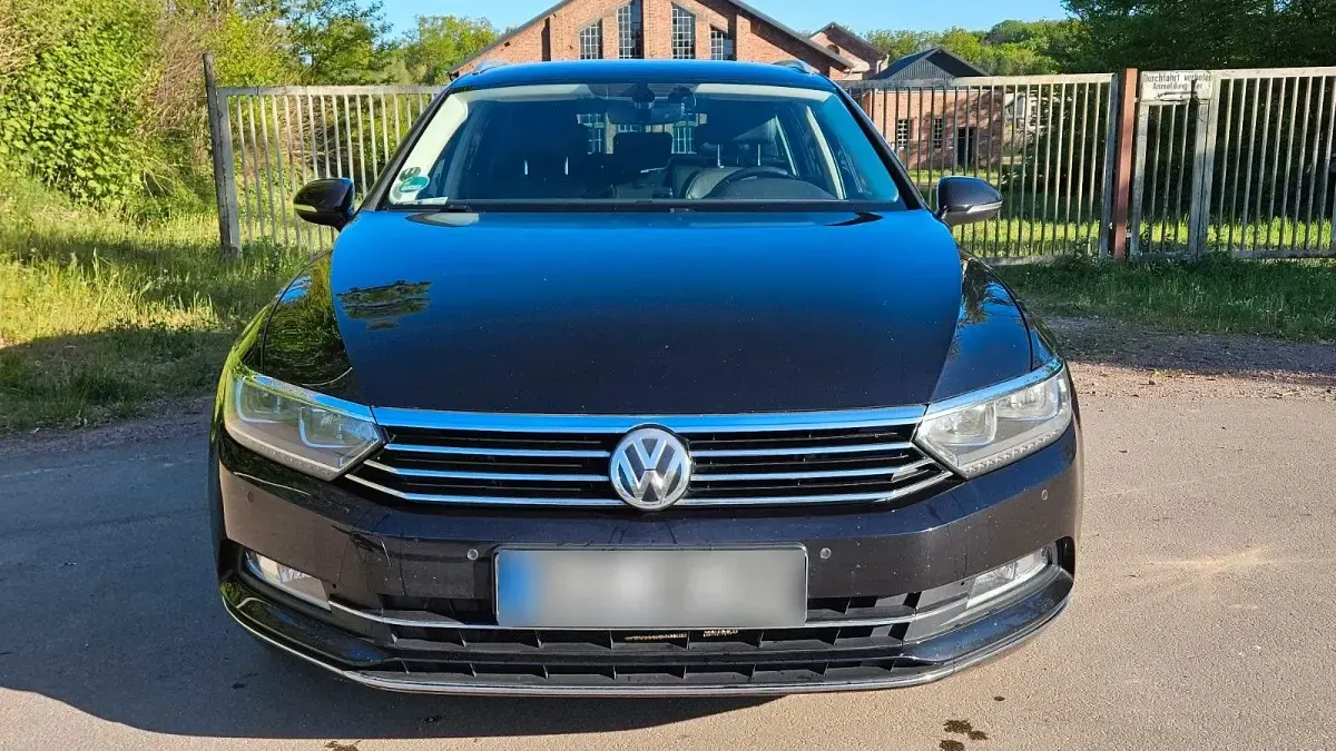 Gebraucht VW Passat Highline 190 PS (139 kW) 2016 Schwarz Kombi