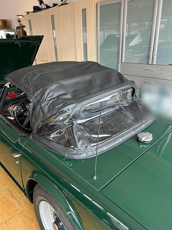 Gebraucht Triumph TR6 95 PS (69 kW) 1972 Grün Cabrio