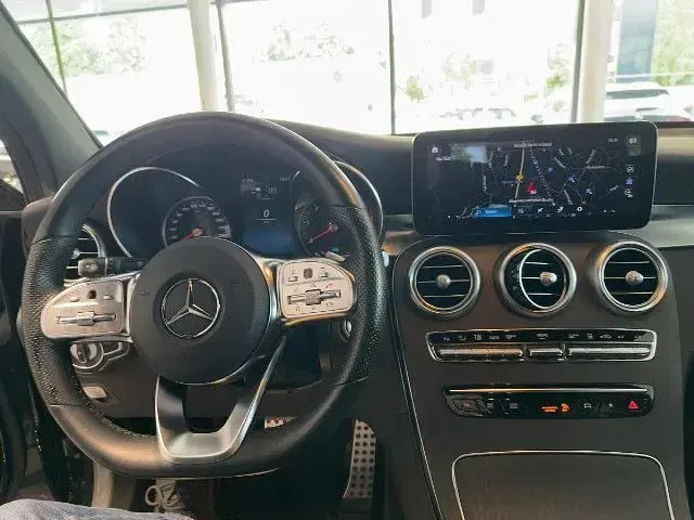 Gebraucht Mercedes GLC300e 306 PS (225 kW) 2022 SUV