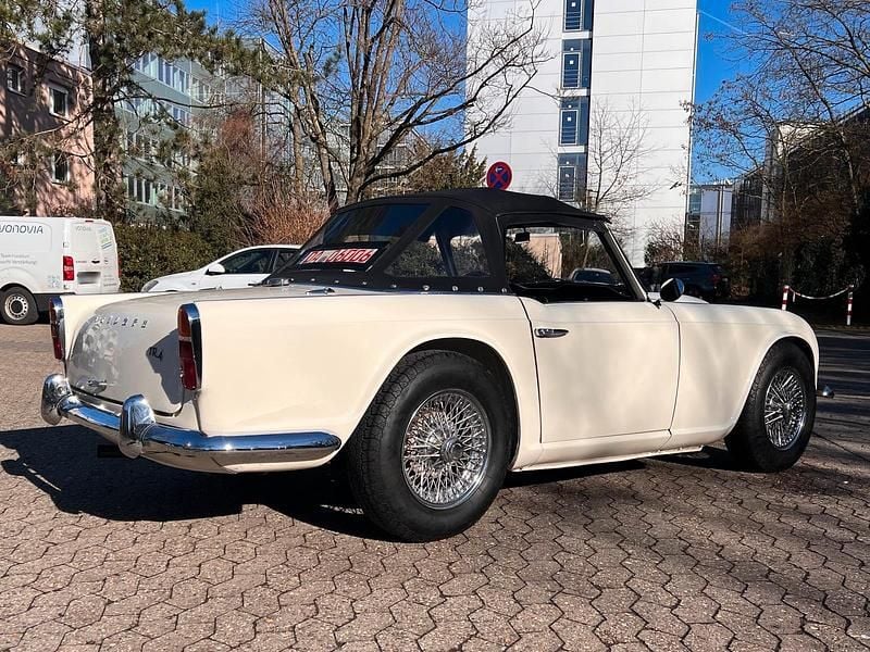 Gebraucht Triumph TR4 105 PS (77 kW) 1963 Weiß Cabrio