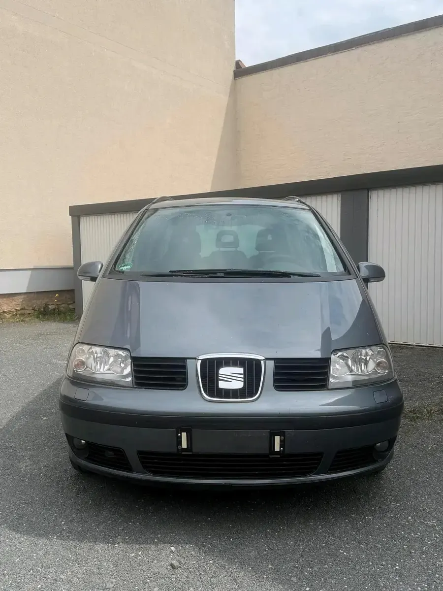 Gebraucht Seat Alhambra 140 PS (102 kW) 2010 Grau Van / Kleinbus