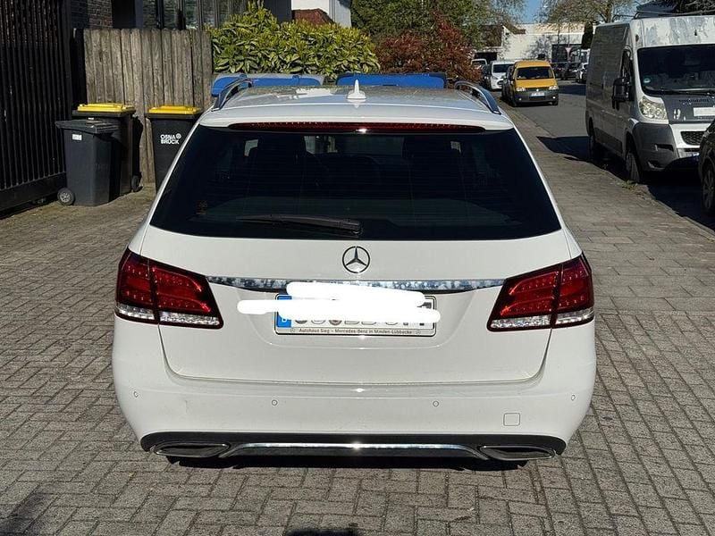 Usata Mercedes E250 204 CV (150 kW) 2015 Bianco Berlina