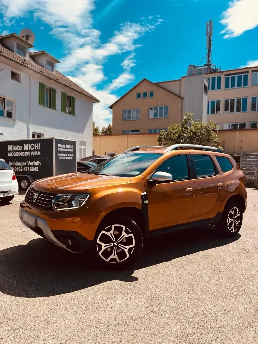 Gebraucht Dacia Duster 114 PS (83 kW) 2019 Gold SUV