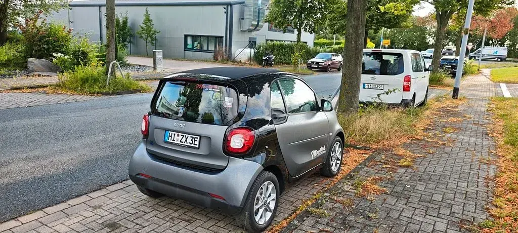 Gebraucht Smart ForTwo Electric Drive 60 kW (82 PS) 2019 Grau Coupé