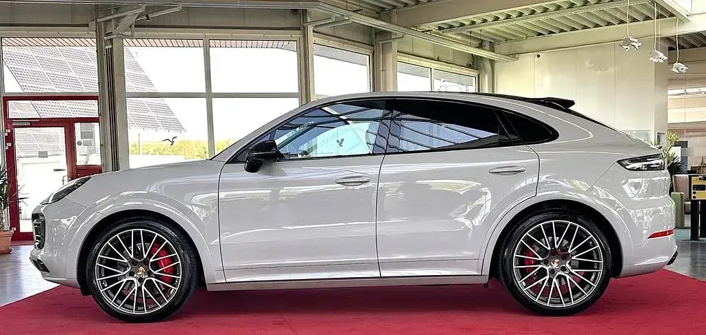 Gebraucht Porsche Cayenne 460 PS (338 kW) 2023 Grau SUV