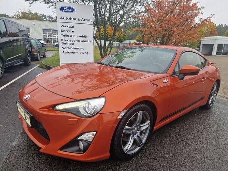 Orange Gebraucht 2015 Toyota GT86 Basis Coupé | 19.990 € - Bild 1/4