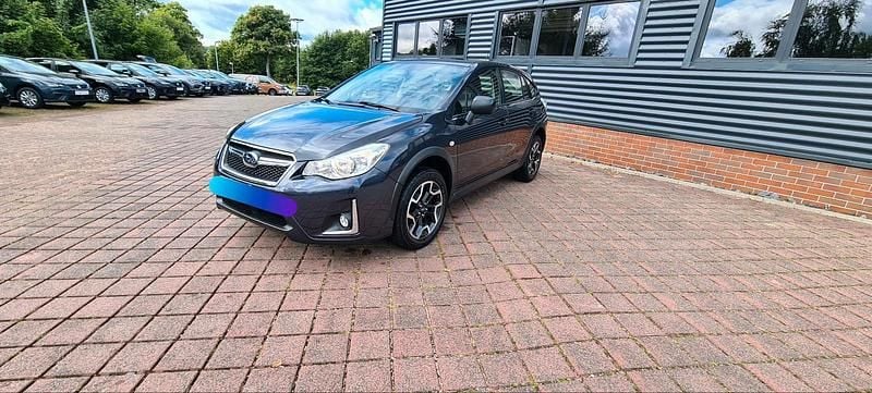 Grau Gebraucht 2016 Subaru XV SUV | 12.999 € (Fairer Preis) - Bild 1/4