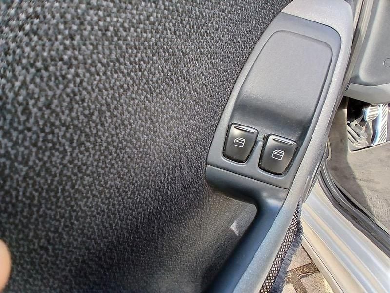 Gebraucht Smart ForTwo Cabrio Passion 71 PS (52 kW) 2012 Silber Cabrio