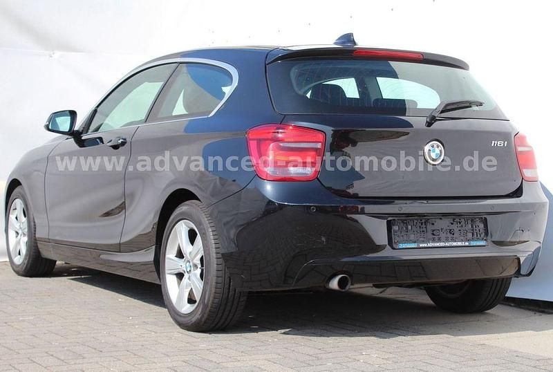 Gebraucht BMW 116 Sport Line 136 PS (100 kW) 2012 Schwarz Kleinwagen