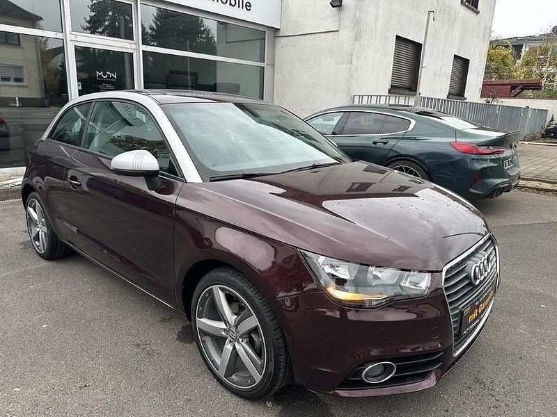 Second-hand Audi A1 Attraction 90 CP (66 kW) 2012 Roșu Hatchback