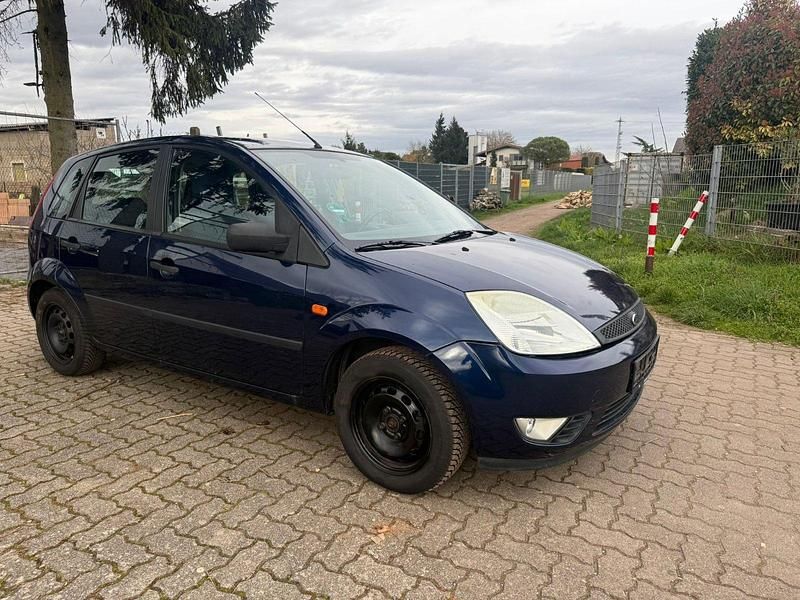 Gebraucht Ford Fiesta 80 PS (58 kW) 2004 Blau Kleinwagen
