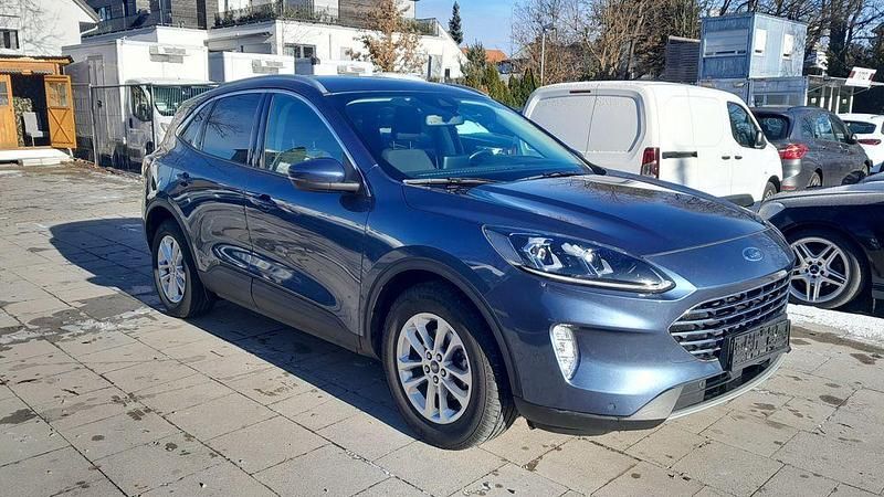 Gebraucht Ford Kuga Titanium 120 PS (88 kW) 2021 Blau SUV