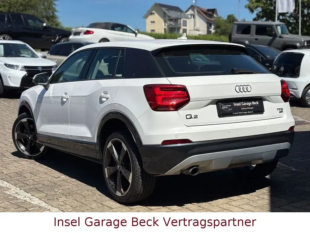 Gebraucht Audi Q2 Sport 116 PS (85 kW) 2017 Weiß SUV