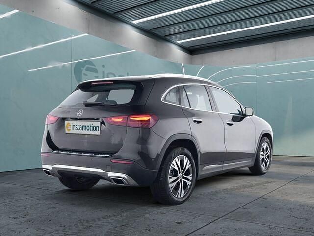 Gebraucht Mercedes GLA200 Advanced Plus 150 PS (110 kW) 2024 Schwarz SUV