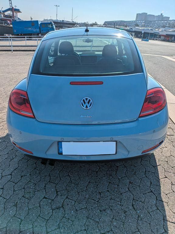 Gebraucht VW Beetle Design 140 PS (102 kW) 2012 Blau Kleinwagen