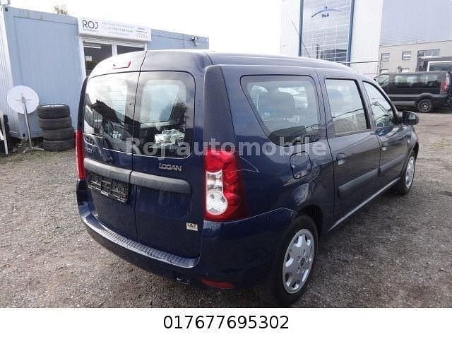 Gebraucht Dacia Logan MCV 84 PS (61 kW) 2012 Blau Kombi