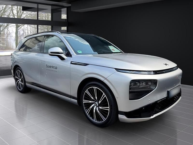 Gebraucht XPENG G9 AWD Performance 405 kW (551 PS) 2025 Silber SUV
