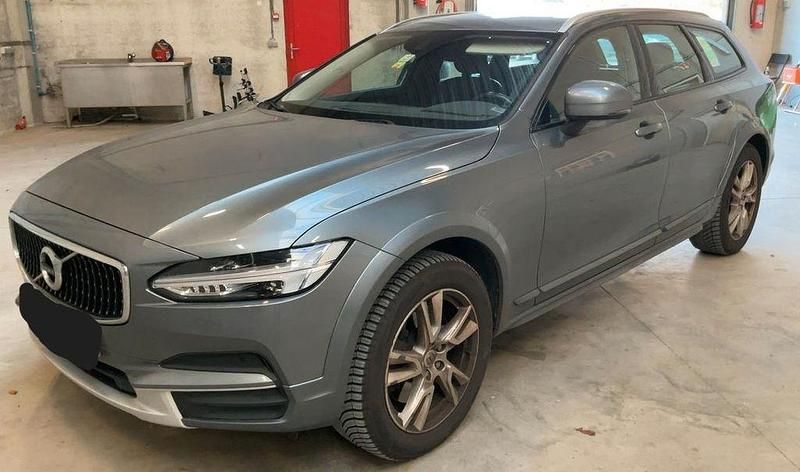 Gebraucht Volvo V90 CC 190 PS (139 kW) 2018 Grau Kombi