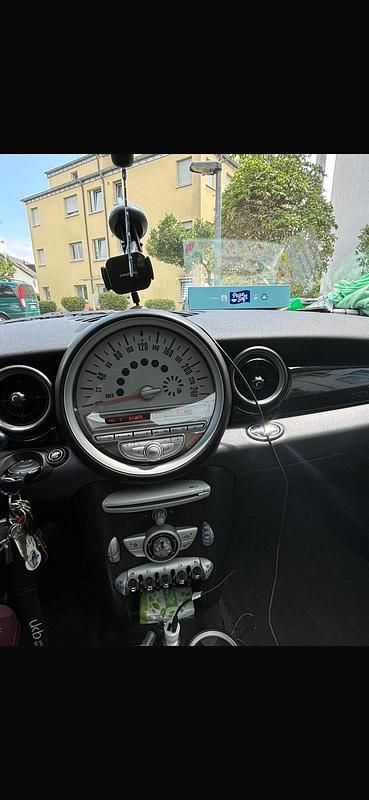 Gebraucht Mini Cooper 95 PS (69 kW) 2008 Silber Kleinwagen