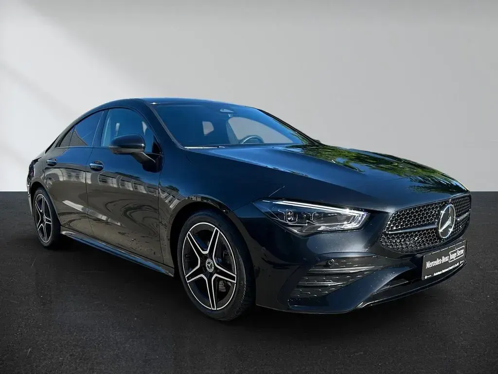 Gebraucht Mercedes CLA200 AMG 163 PS (119 kW) 2025 Schwarz Coupé
