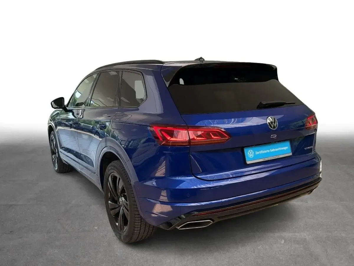 Gebraucht VW Touareg R 462 PS (339 kW) 2022 Lapiz blue metallic SUV