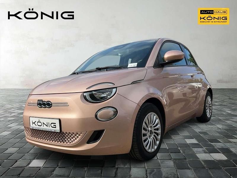 Rose gold (5cf) Gebraucht 2023 Fiat 500e Kleinwagen | 24.990 € (Etwas zu teuer) - Bild 1/4
