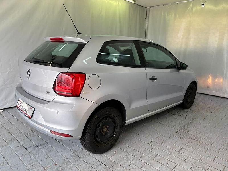 Gebraucht VW Polo 60 PS (44 kW) 2015 Silber Kleinwagen