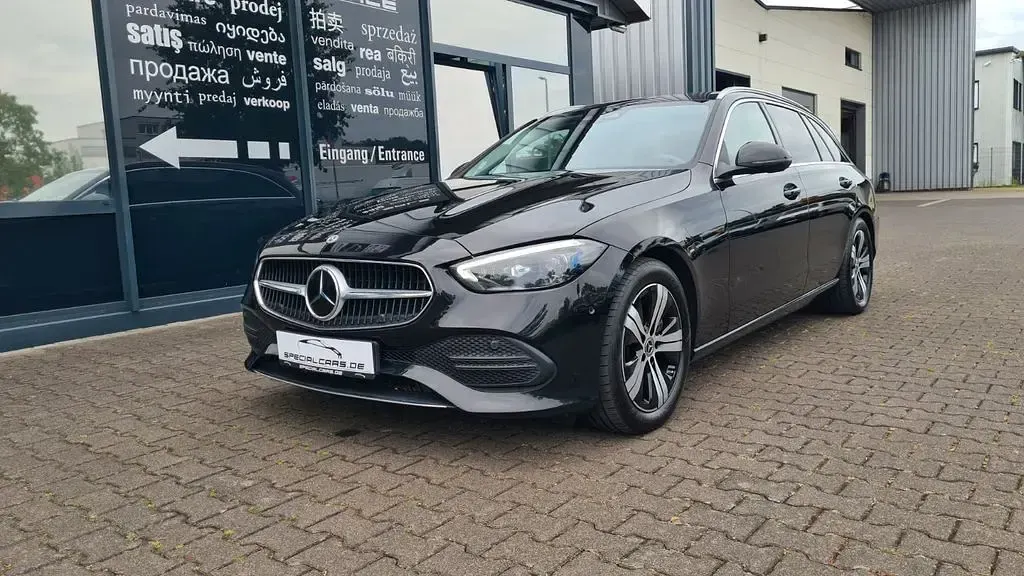Gebraucht Mercedes 220 200 PS (147 kW) 2022 Schwarz Limousine