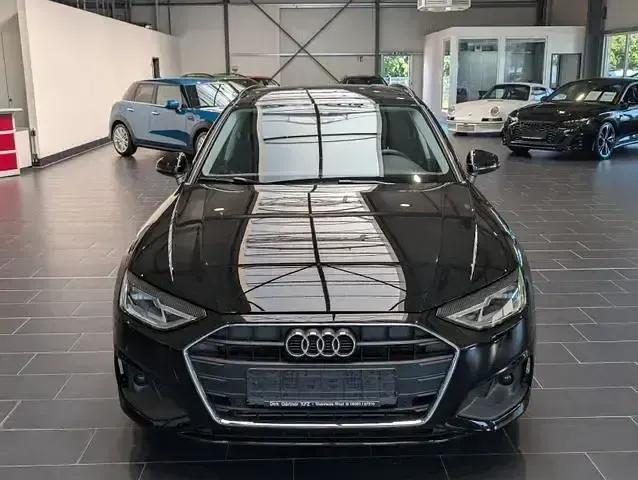 Gebraucht Audi A4 204 PS (150 kW) 2022 Schwarz Kombi