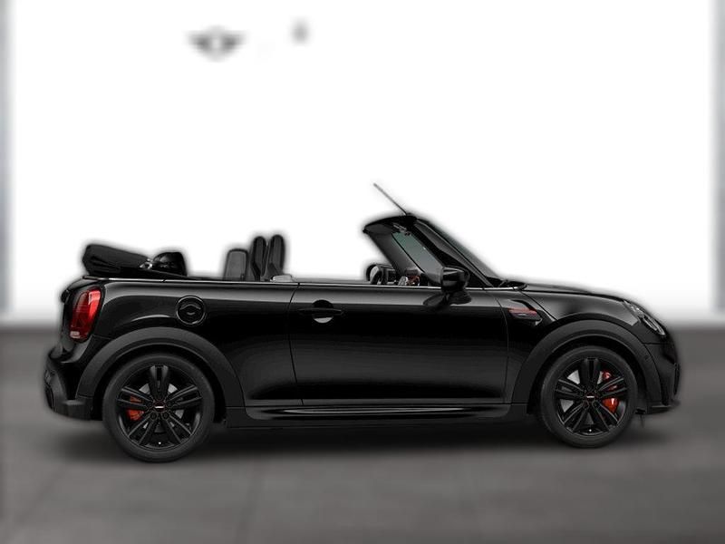 Gebraucht Mini John Cooper Works 231 PS (169 kW) 2023 Schwarz metallic Kleinwagen