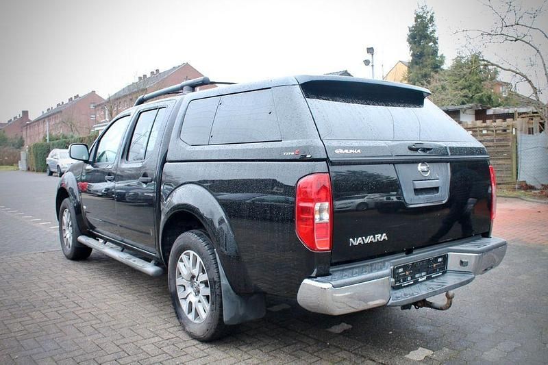 Gebraucht Nissan Navara 231 PS (169 kW) 2014 Schwarz Pickup