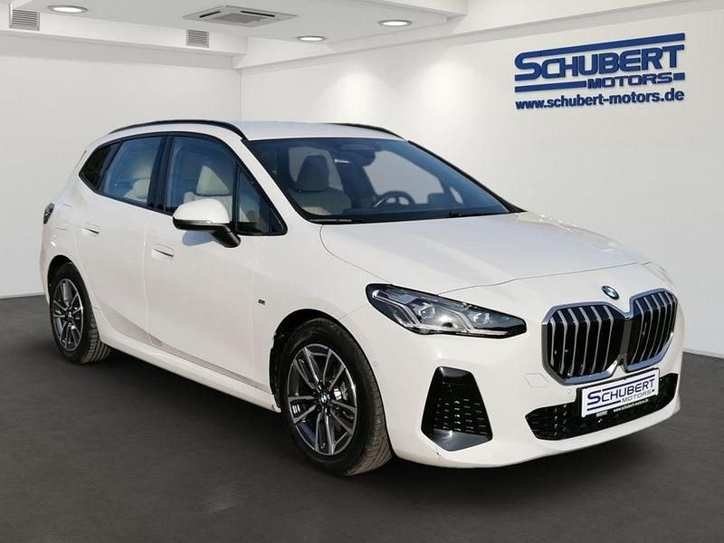 Gebraucht BMW 223 Active Tourer M Sport 204 PS (150 kW) 2023 Alpinweiss iii Van / Kleinbus
