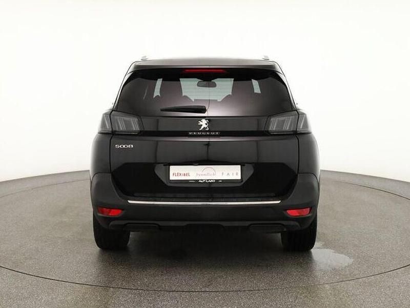 Gebraucht Peugeot 5008 131 PS (96 kW) 2024 Schwarz SUV