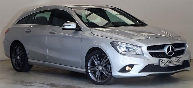 Polarsilber metalliclack Gebraucht 2015 Mercedes CLA250 Shooting Brake Kombi | 22.999 € (Fairer Preis) - Bild 1/4