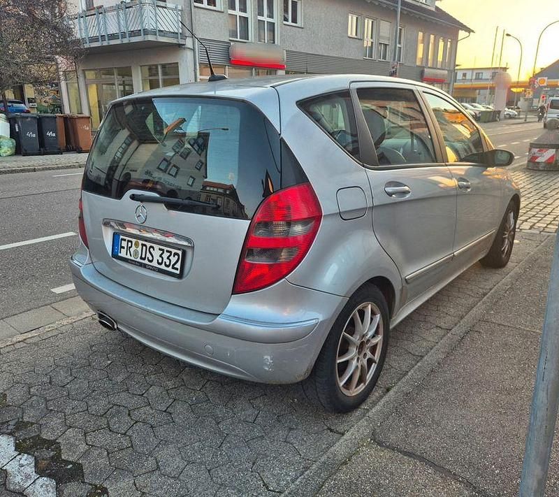 Gebraucht Mercedes A170 Elegance 116 PS (85 kW) 2007 Grau Limousine