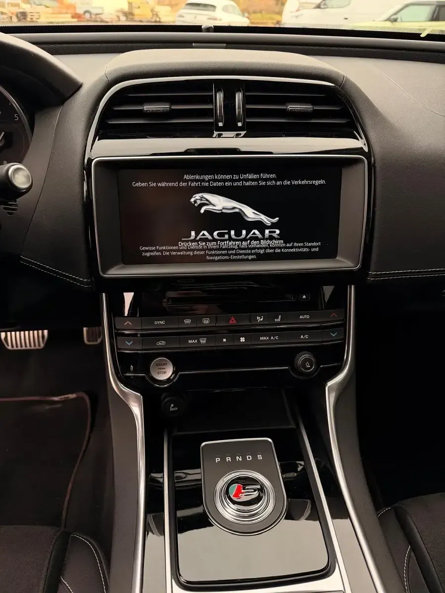 Gebraucht Jaguar XE S 310 PS (228 kW) 2017 Limousine
