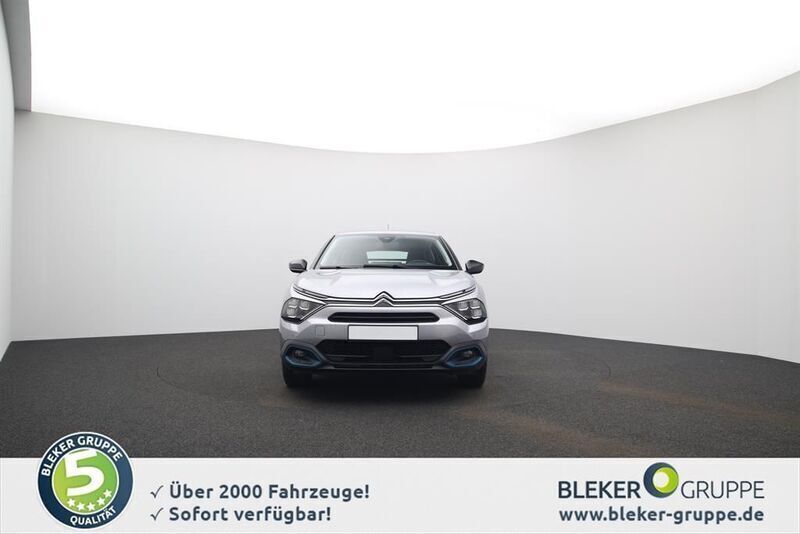 Grau Gebraucht 2021 Citroën e-C4 Feel Limousine | 16.990 € (Superpreis) - Bild 1/4