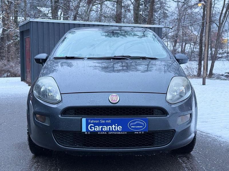 Gebraucht Fiat Punto Pop 69 PS (50 kW) 2012 Grau Kleinwagen