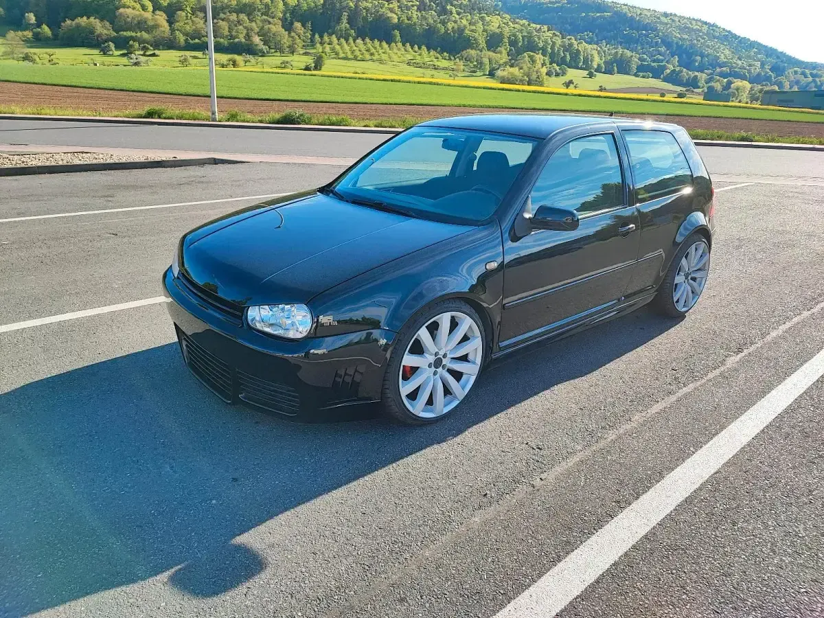Gebraucht VW Golf IV 125 PS (91 kW) 1999 Schwarz Kleinwagen