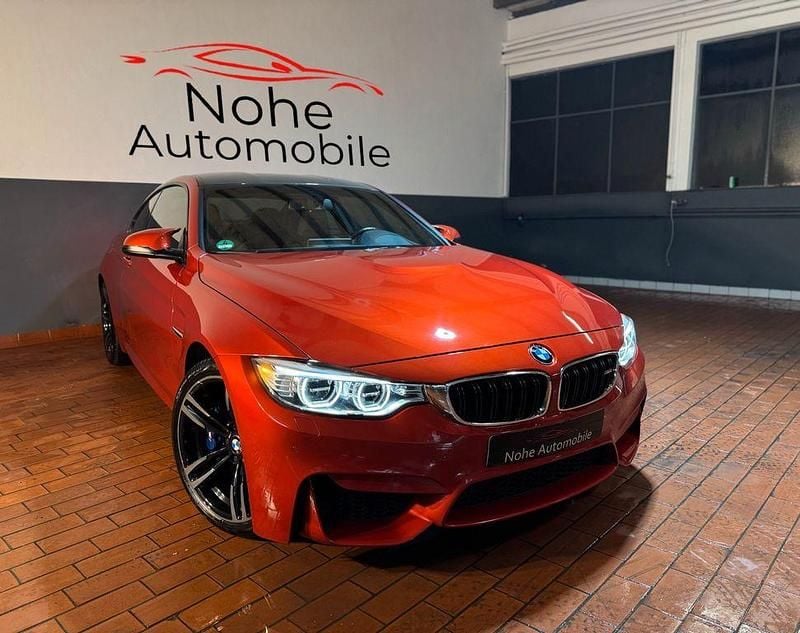 Orange Gebraucht 2015 BMW M4 Sport Line Coupé | 43.999 € (Superpreis) - Bild 1/4