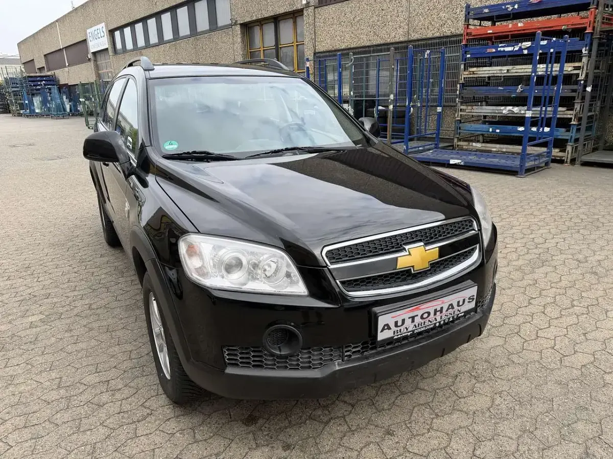 Gebraucht Chevrolet Captiva LS 136 PS (100 kW) 2008 Granada black (mica) SUV