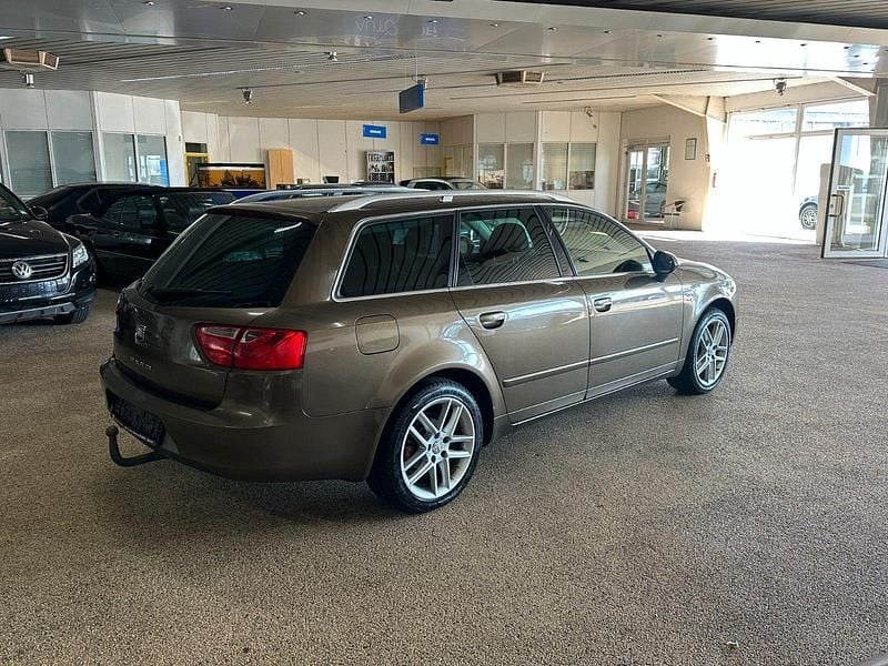 Gebraucht Seat Exeo Style 120 PS (88 kW) 2011 Braun Kombi