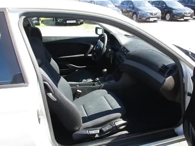 Gebraucht BMW 316 116 PS (85 kW) 2003 Silber Coupé