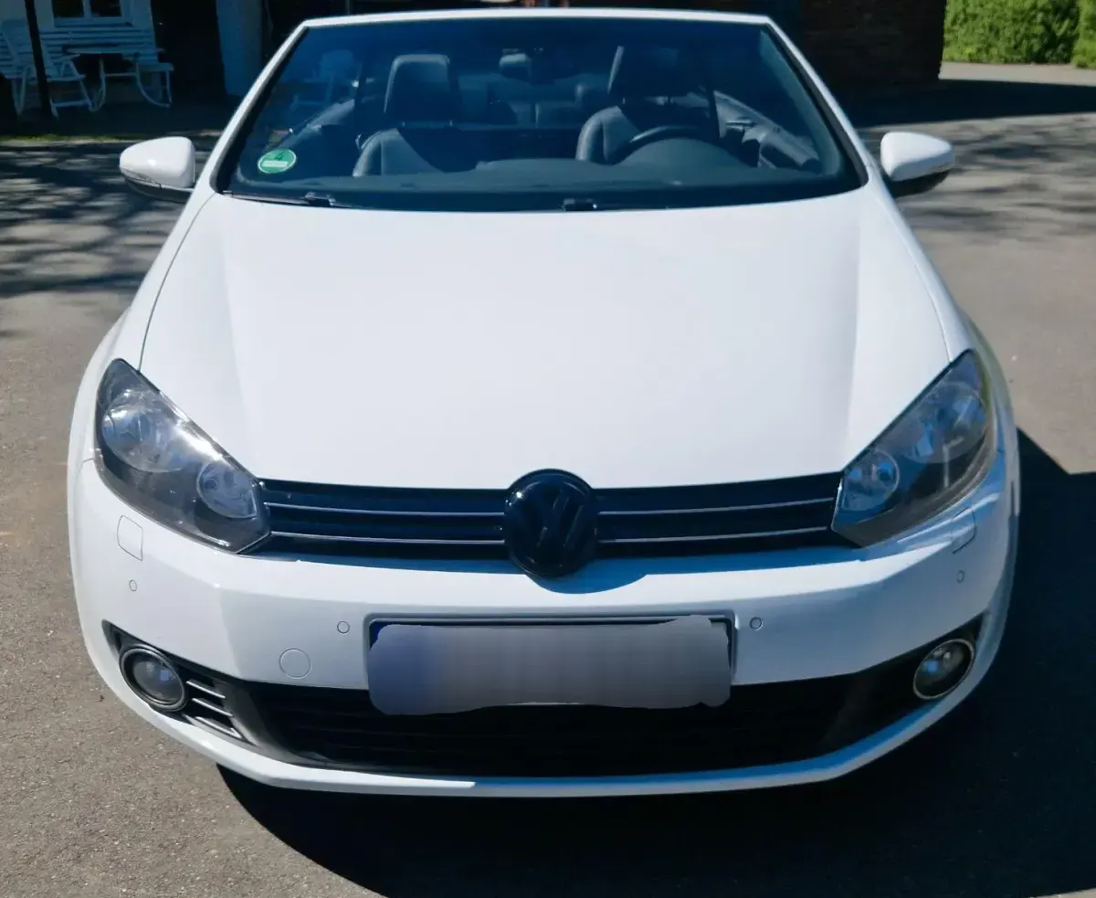 Gebraucht VW Golf Cabriolet 160 PS (117 kW) 2012 Weiß Cabrio