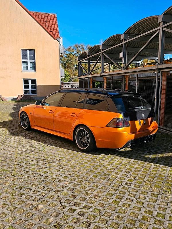 Orange Gebraucht 2005 BMW 535 M Sport Kombi | 8.500 € (Teuer) - Bild 1/4