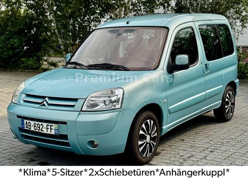 Grün Gebraucht 2008 Citroën Berlingo Exclusive Van / Kleinbus | 2.990 € (Guter Preis) - Bild 1/4